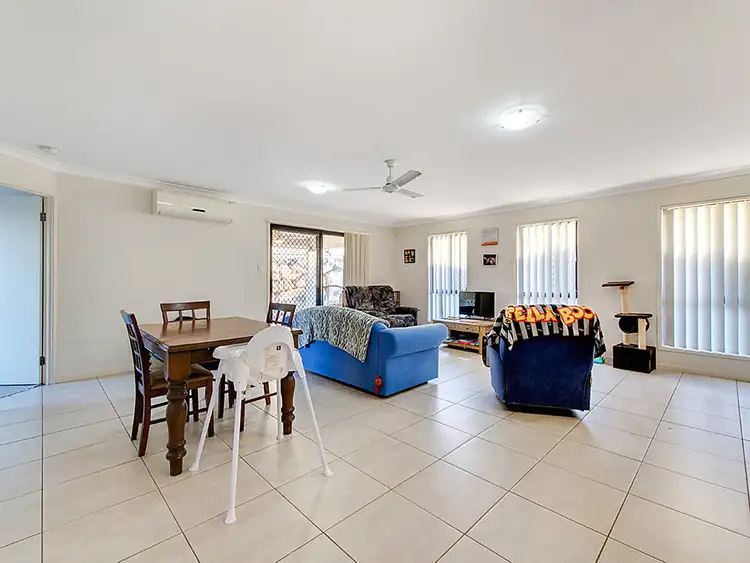 Fifth view of Homely semi-detached listing, 9a & 9b Kyah Close, Kallangur QLD 4503