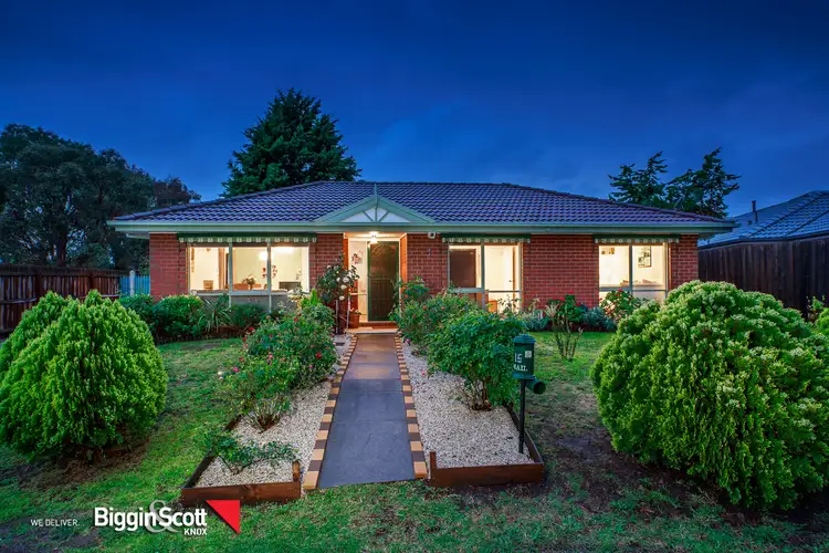 15 Adrian Place, Rowville VIC 3178