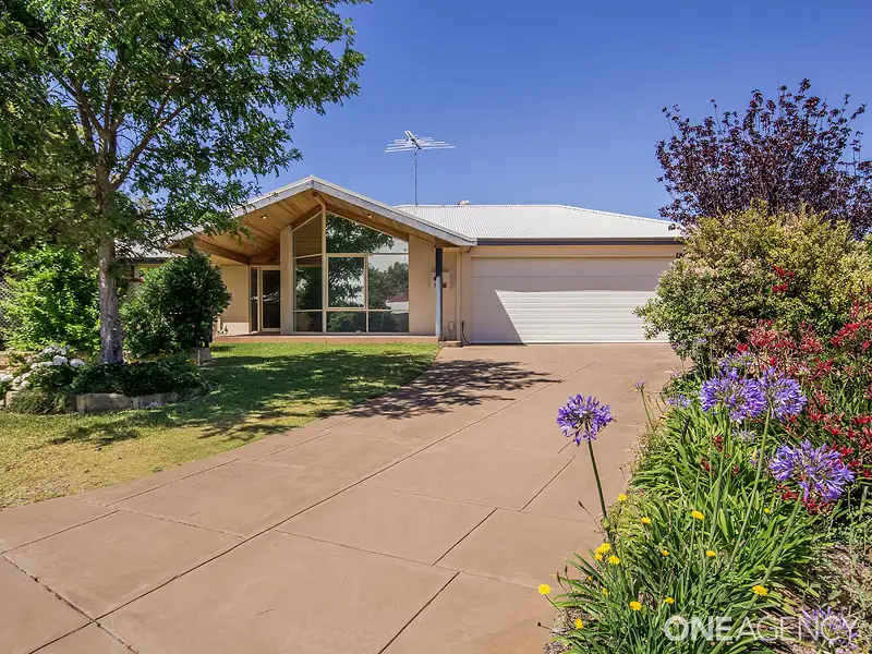 Main view of Homely house listing, 5 Leeton Close, Halls Head WA 6210