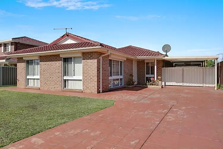 10 Kosciusko Street, Bossley Park NSW 2176