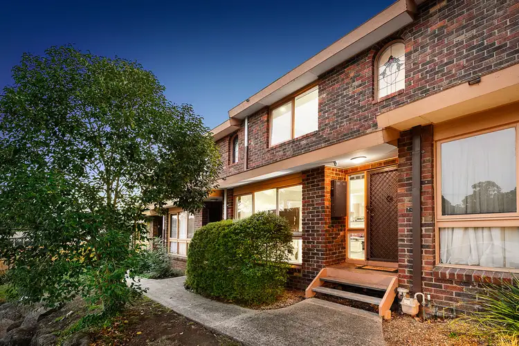 2/8 Paterson Crescent, Greensborough VIC 3088