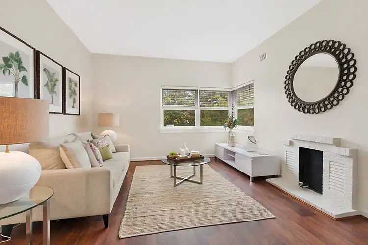 Second view of Homely apartment listing, 3/35 Eurobin Avenue, Manly NSW 2095