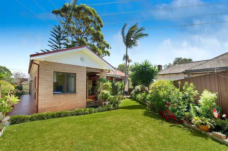 33 Kells Road, Ryde NSW 2112