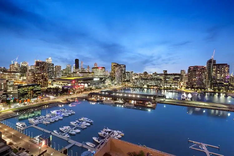 2001/20 Rakaia Way, Docklands VIC 3008