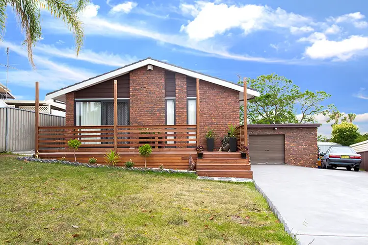 17 Colonial Place, Casula NSW 2170