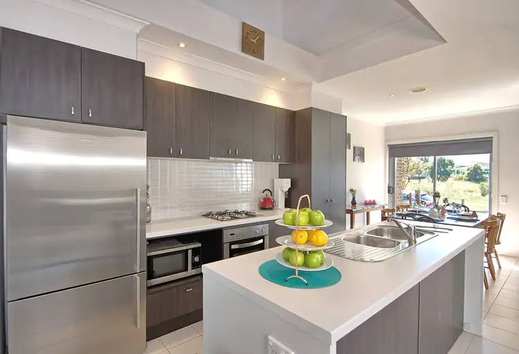 Fifth view of Homely house listing, 12 Marseilles Place, South Morang VIC 3752