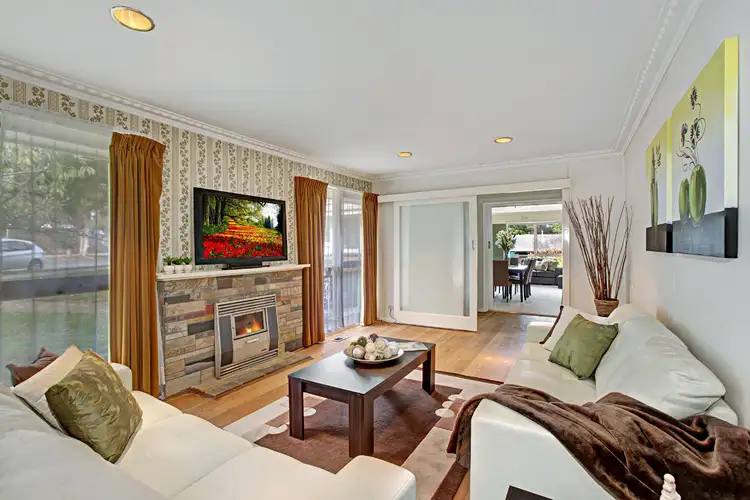 8 Ware Crescent, Ringwood East VIC 3135