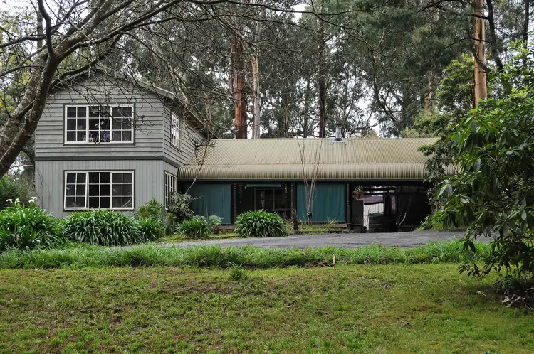 16 Nation Road, Selby VIC 3159
