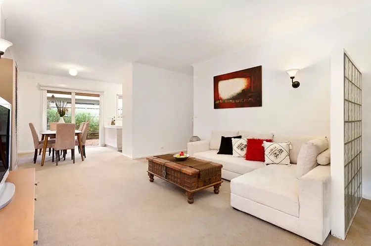 4/68 Truganini Road, Carnegie VIC 3163