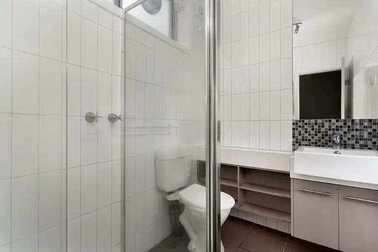 Fifth view of Homely apartment listing, 1/87 Ross Street, Port Melbourne VIC 3207