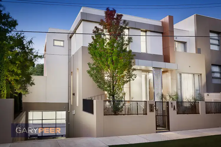 1A Kiers Court, Caulfield North VIC 3161