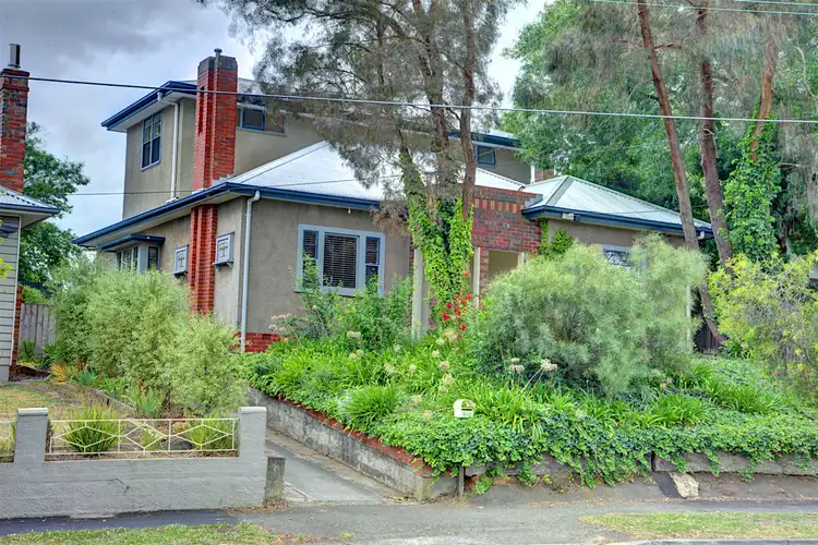 832 Barkly Street, Mount Pleasant VIC 3350