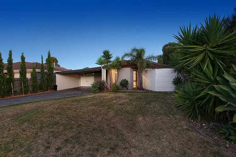 12 Nichols Drive, Mornington VIC 3931