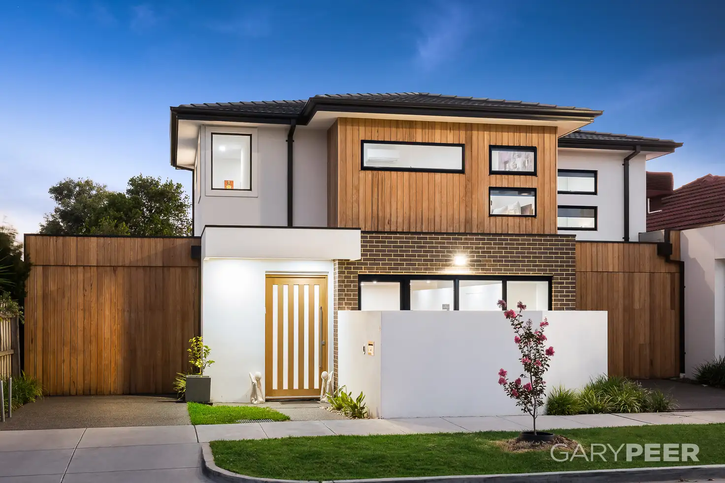 Main view of Homely townhouse listing, 2a Rae Street, Bentleigh East VIC 3165