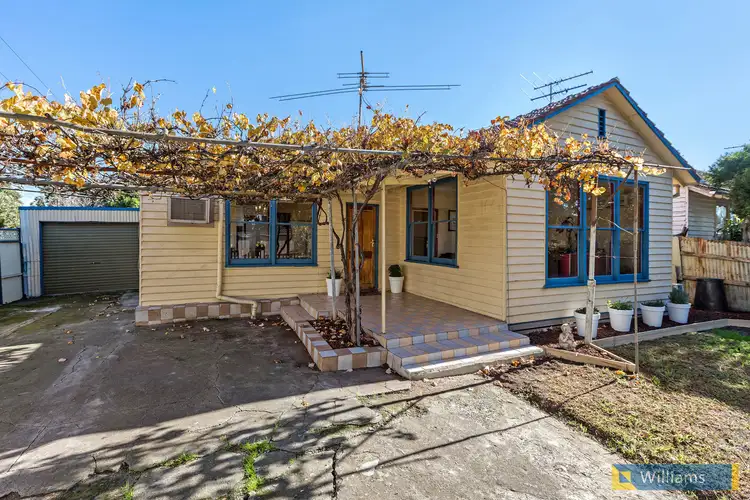 1 Bernard Street, Spotswood VIC 3015