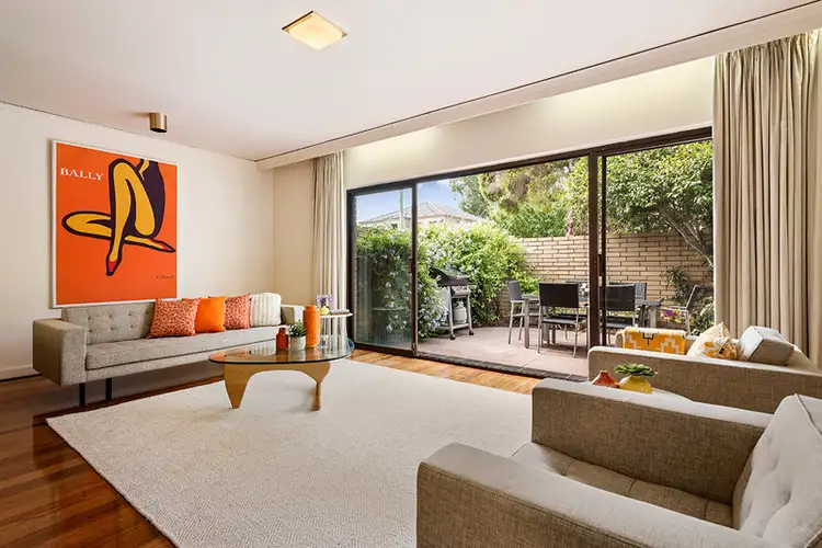 2/345 Kooyong Road, Elsternwick VIC 3185
