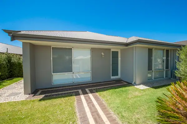 24 Bombay Terrace, Dalyellup WA 6230