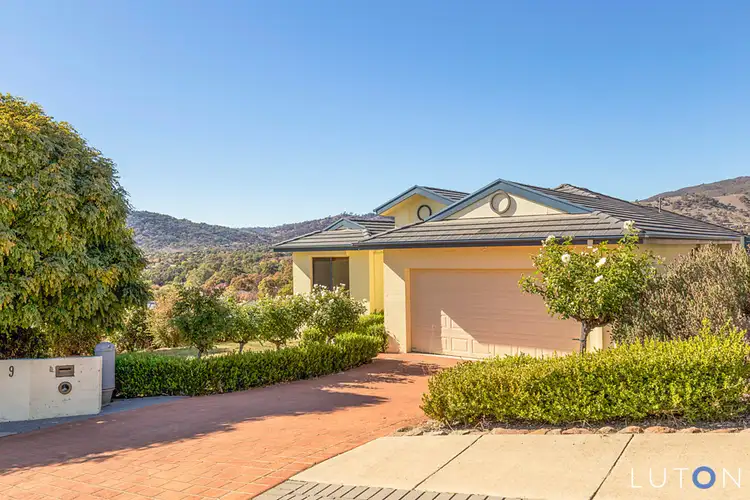 9 Clem Hill Street, Gordon ACT 2906