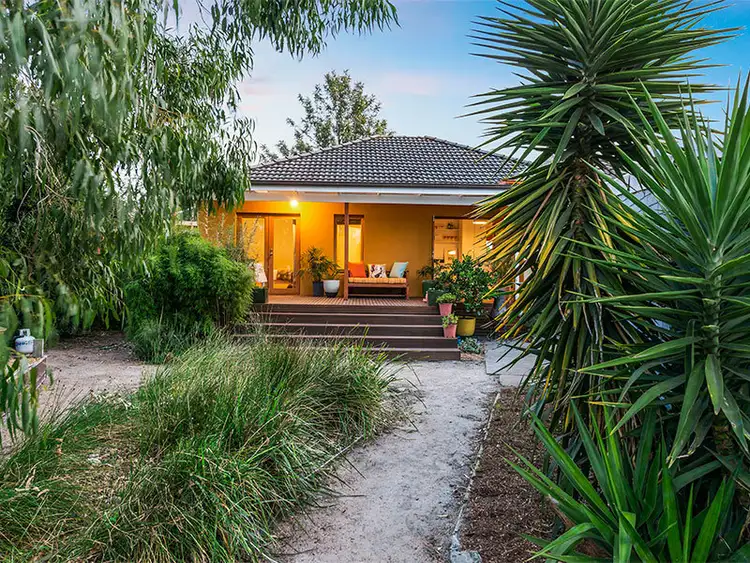 Main view of Homely house listing, 21 Alden Court, Cheltenham VIC 3192