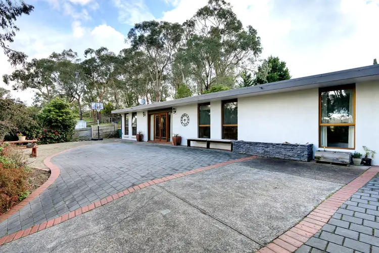 Second view of Homely house listing, 8 Braeside Drive, Launching Place VIC 3139