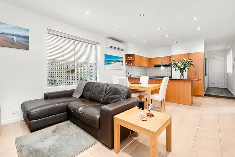 41 Seaview Crescent, Black Rock VIC 3193