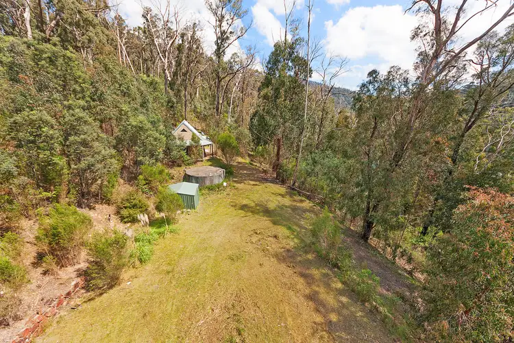 18 Silver Parrot Road, Hazeldene VIC 3658