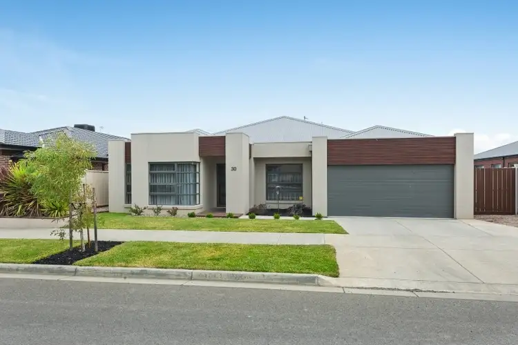 30 Kirby Avenue, Canadian VIC 3350