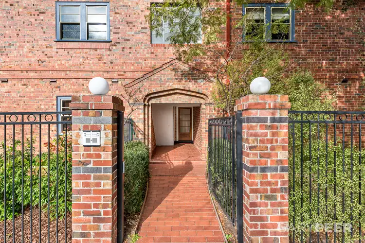 Fifth view of Homely apartment listing, 2/7 Trevelyan Street, Elsternwick VIC 3185