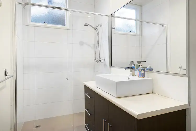 Fifth view of Homely apartment listing, 25/15 Beach Street, Port Melbourne VIC 3207