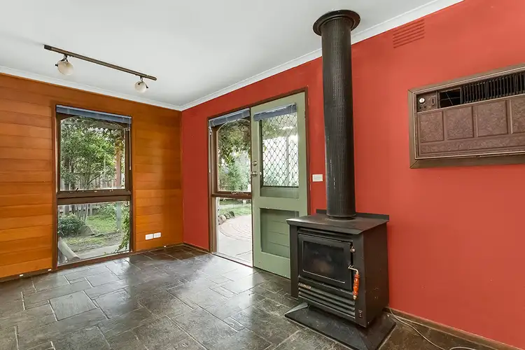 Third view of Homely house listing, 5 Moore Court, Bundoora VIC 3083