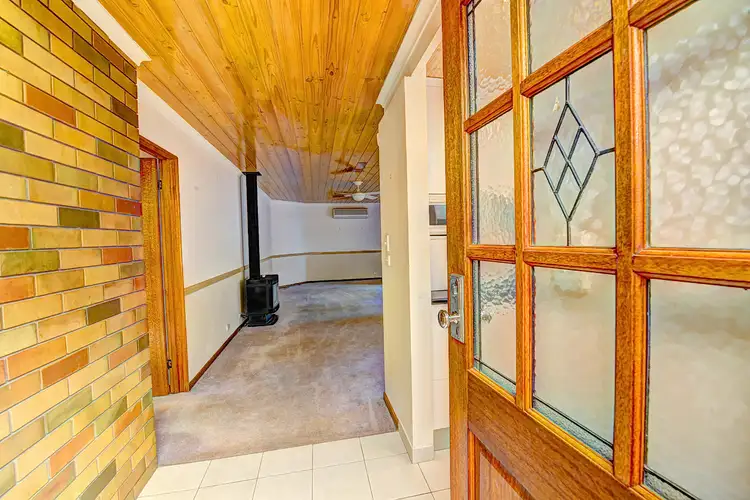 Sixth view of Homely house listing, 5 Judith Grove, Mount Clear VIC 3350