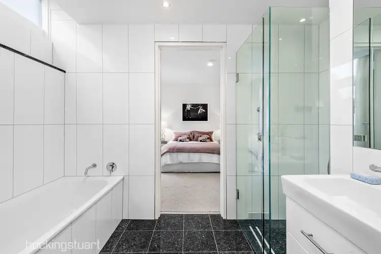 Sixth view of Homely apartment listing, 6/4 Avondale Road, Armadale VIC 3143