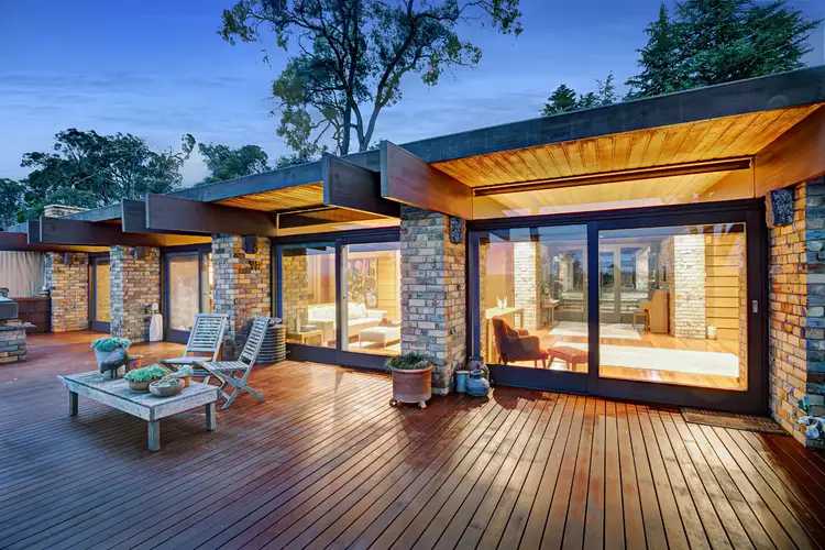 90 Richardson Road, Croydon North VIC 3136
