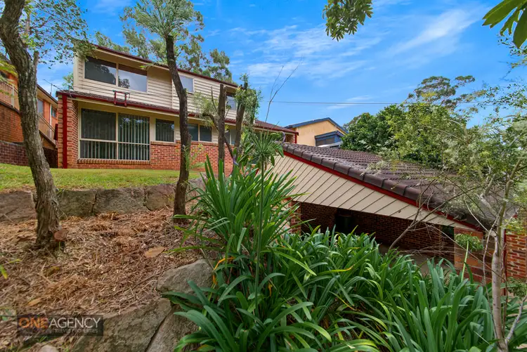 Second view of Homely house listing, 25 Deloraine Drive, Leonay NSW 2750