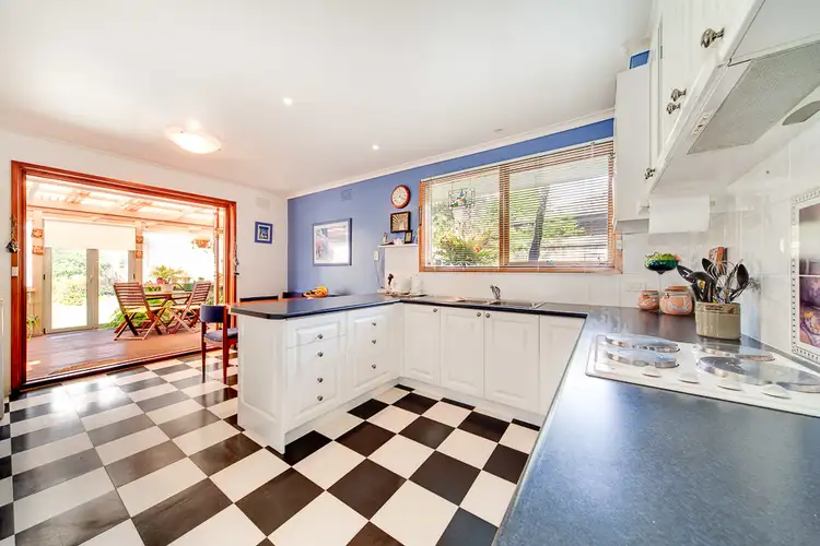 Sixth view of Homely house listing, 6 Houlder Avenue, Cranbourne VIC 3977
