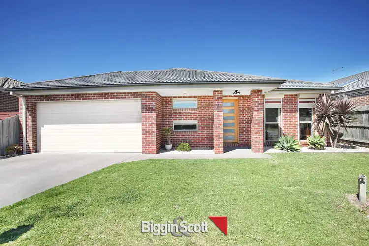 Main view of Homely house listing, 15 Kingsbarn Court, Cranbourne VIC 3977