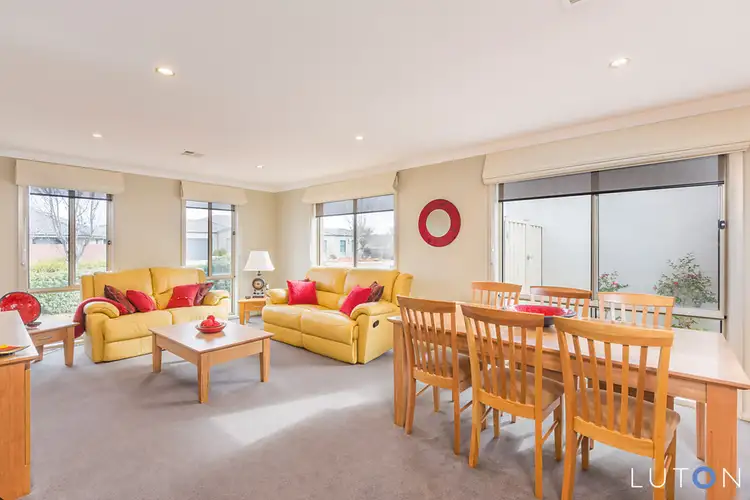 14 Joan Long Street, Franklin ACT 2913