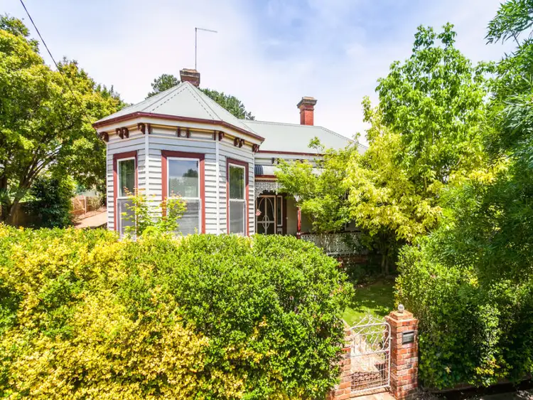 32 Hill Street, Daylesford VIC 3460