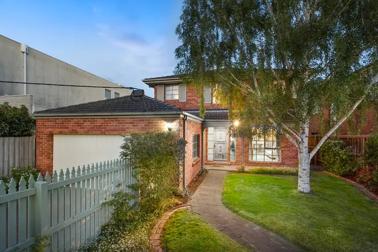 9 Elmhurst Road, Caulfield North VIC 3161