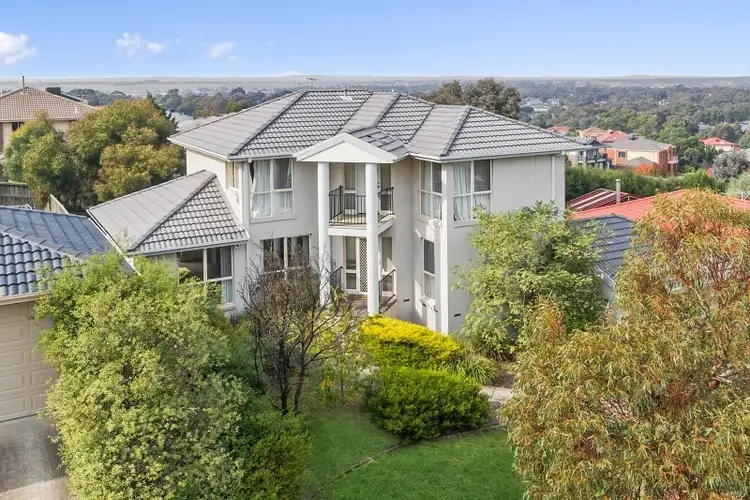 10 Keswick Rise, Sunbury VIC 3429