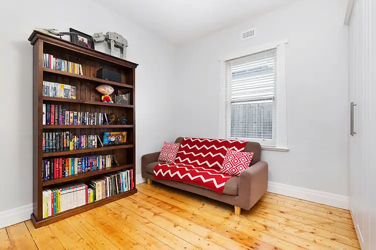 Fourth view of Homely house listing, 10 Molesworth Court, West Footscray VIC 3012