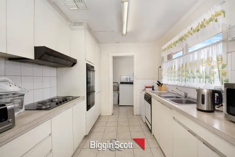 Sixth view of Homely house listing, 6 Jillian Street, Cranbourne VIC 3977