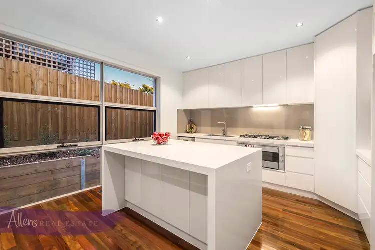 Third view of Homely townhouse listing, 2/19 Glendale Avenue, Templestowe VIC 3106