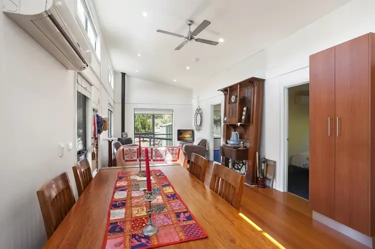 Fifth view of Homely house listing, 2/3 Elsbeth Court, Daylesford VIC 3460