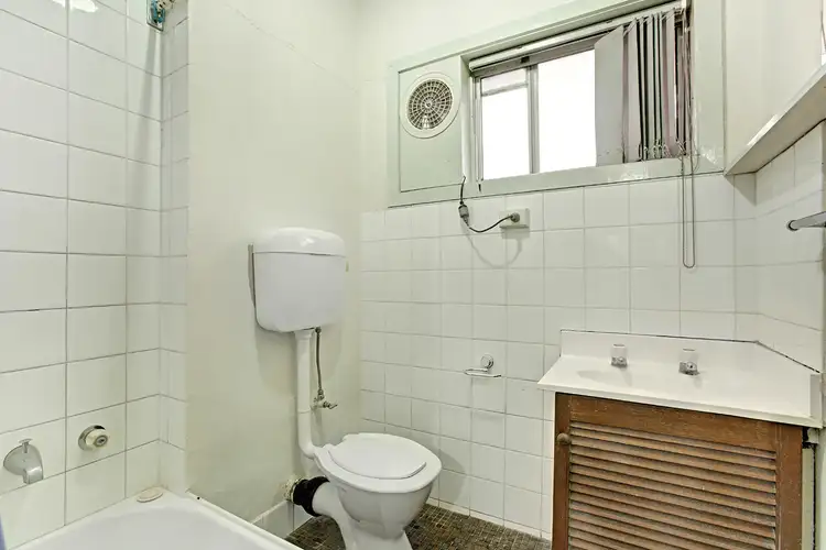 Fifth view of Homely apartment listing, 8/10-16 Wetherby Road, Doncaster VIC 3108