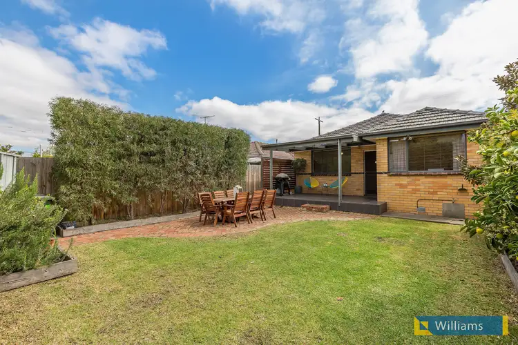 25 Woods Street, Newport VIC 3015