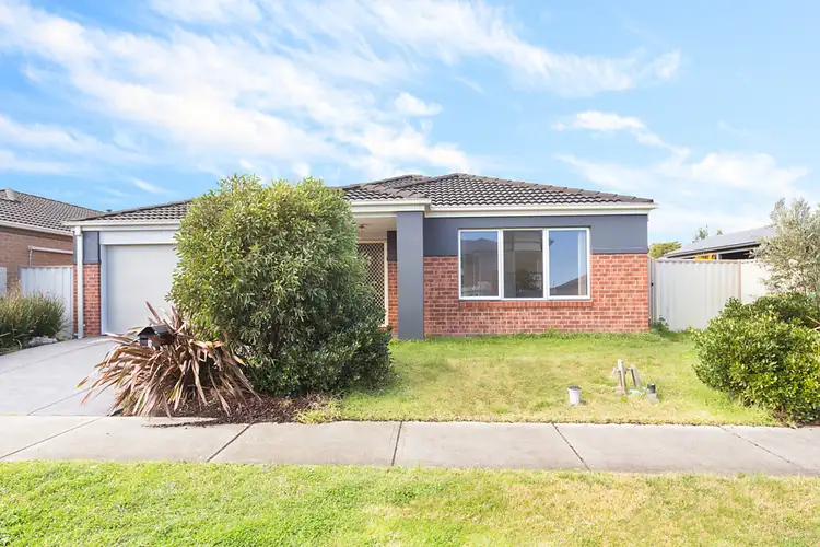 9 Celebration Circuit, Pakenham VIC 3810