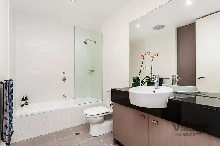Fourth view of Homely apartment listing, 16/114 Mason Street, Newport VIC 3015