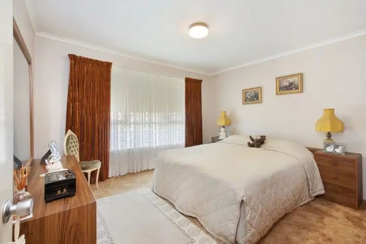 Third view of Homely house listing, 5 Malmesbury Street, Wendouree VIC 3355
