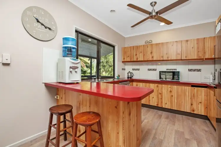 Fifth view of Homely house listing, 10 Pinehurst Court, Marrara NT 812